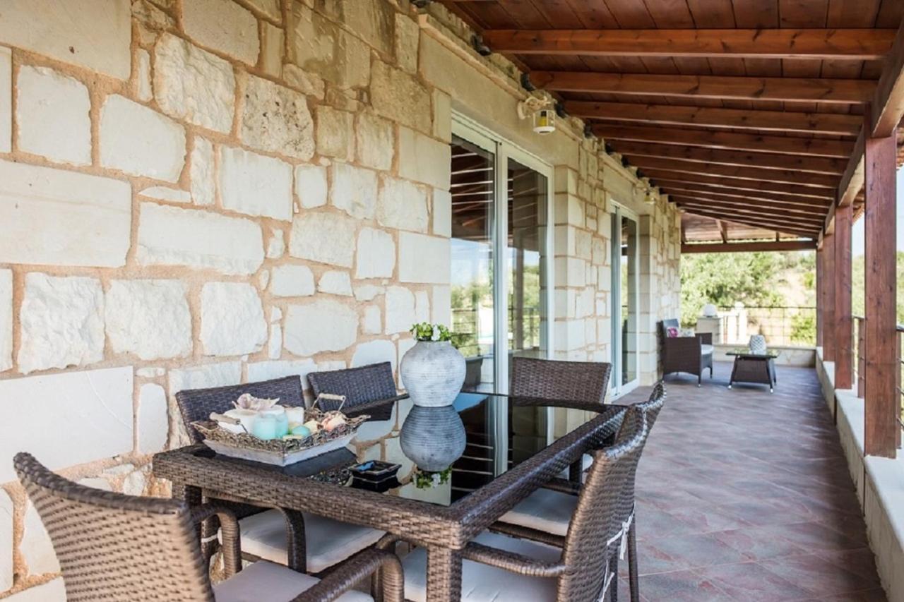 Agia Marina Villa Chara Chania מראה חיצוני תמונה