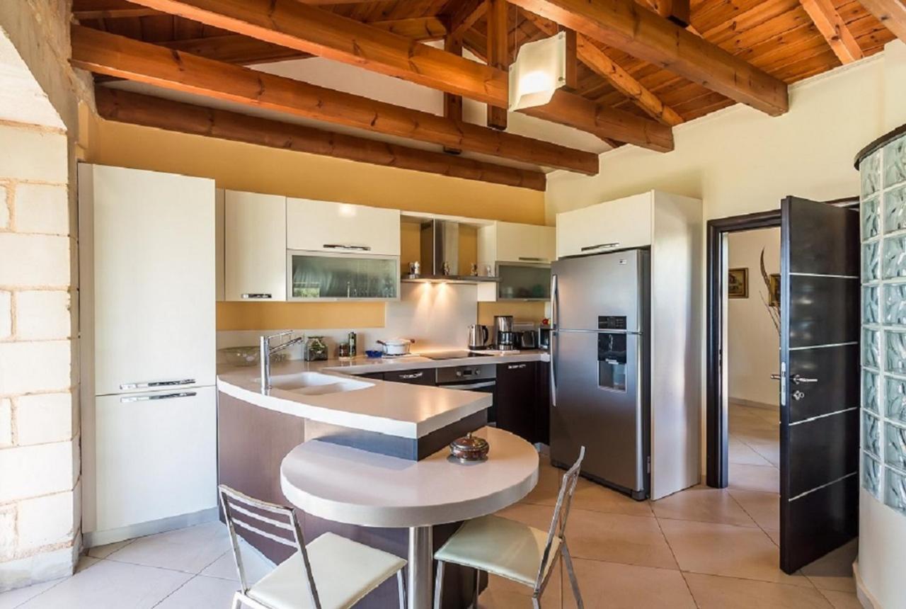 Agia Marina Villa Chara Chania מראה חיצוני תמונה