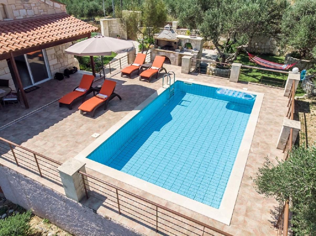 Agia Marina Villa Chara Chania מראה חיצוני תמונה